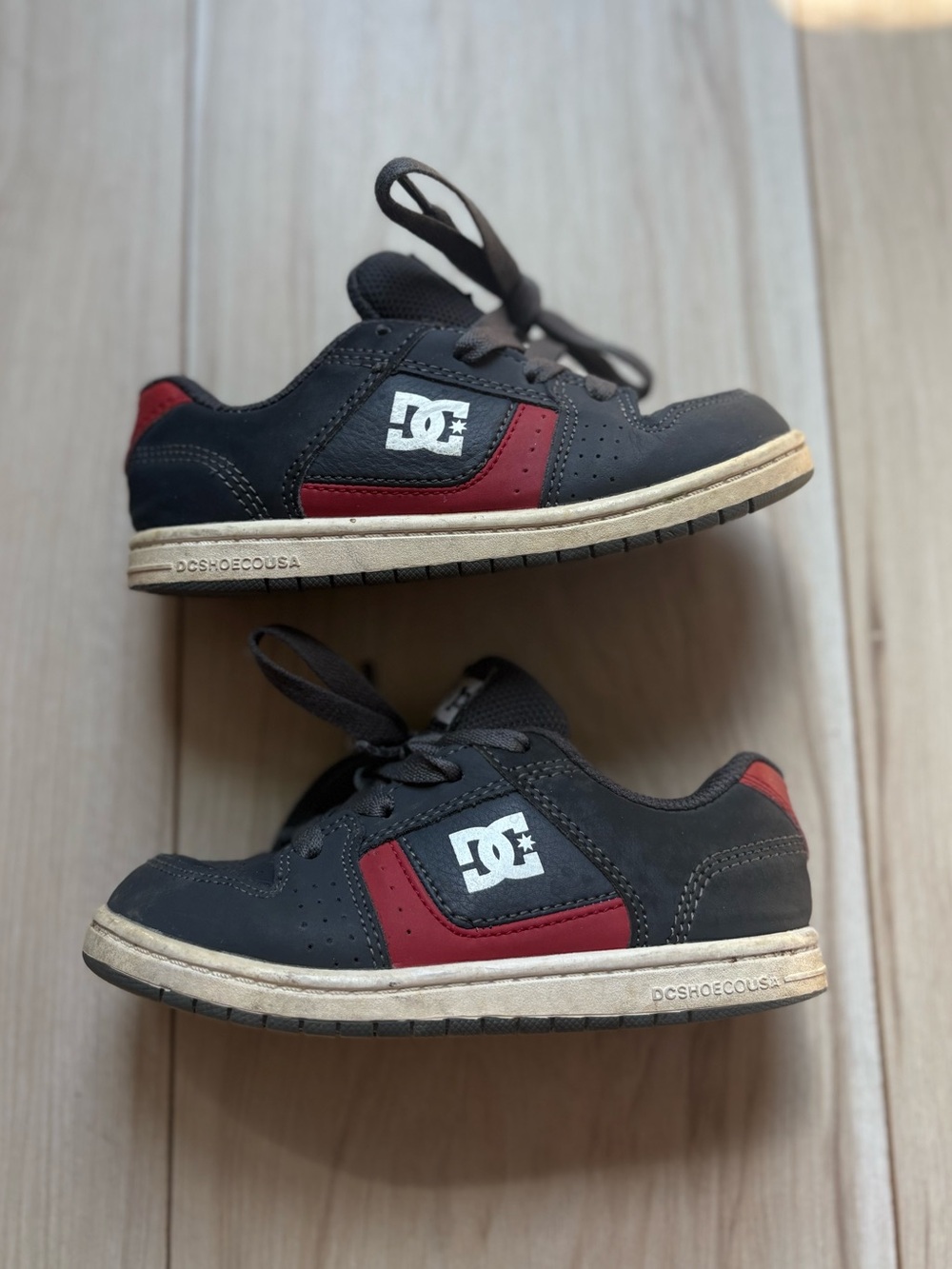 DC Toddler’s Nation Shoes Black Red Skate Sneakers Toddler Size 10C